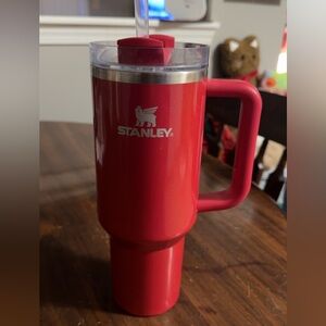 Red sparkly 40 oz Stanley